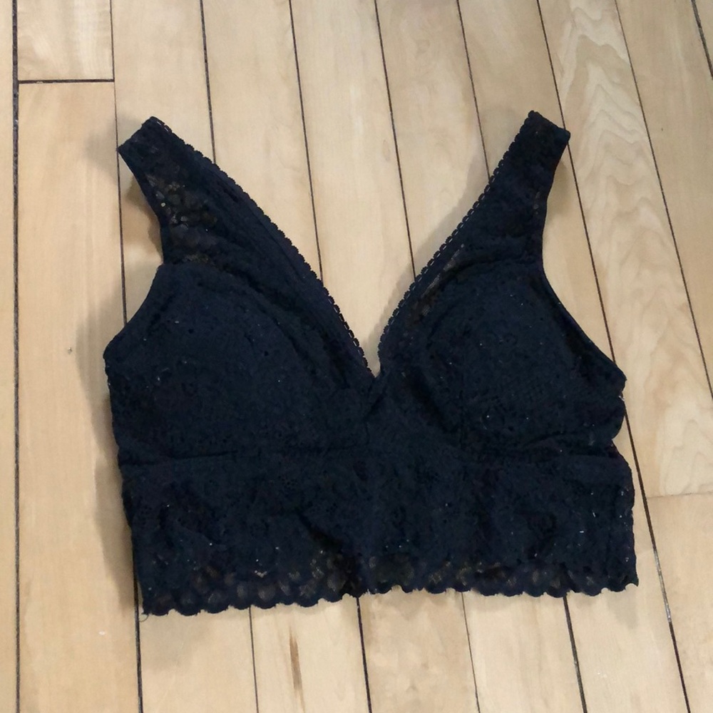 Black bralette size S